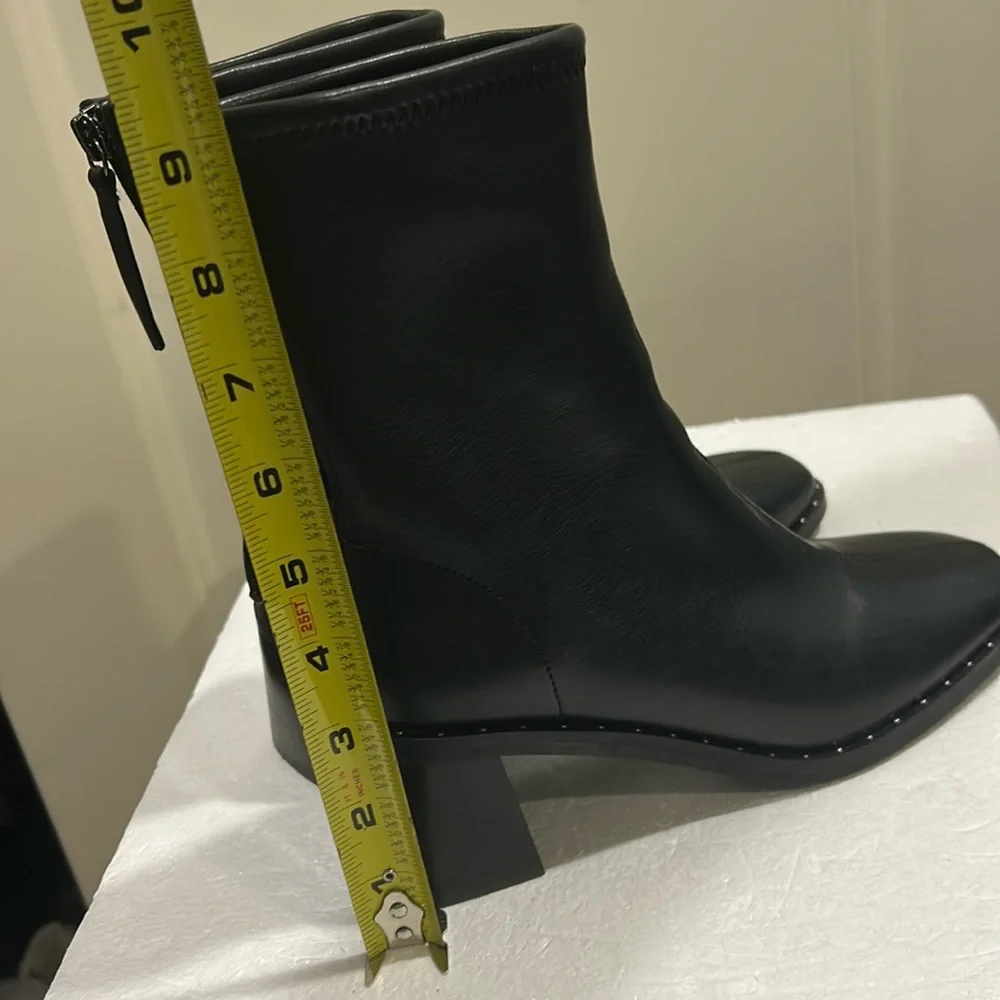 NWT Open Edit slant Block Heel embellish upper sole/zip ankle Boots size 6 black